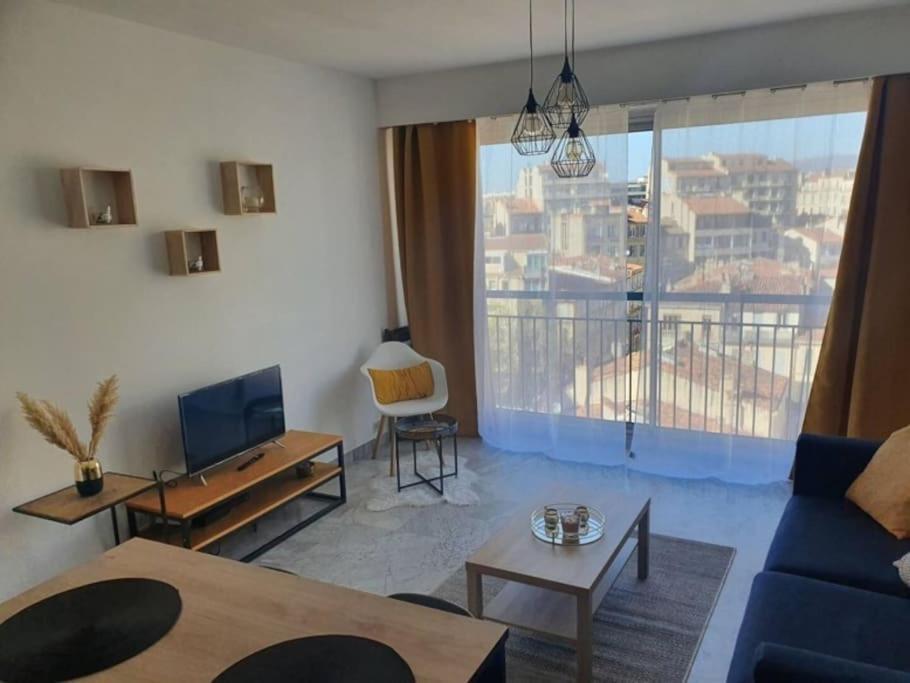 Appartement -centre-ville- Entree Autonome